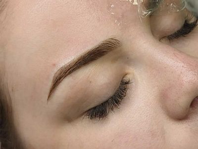 Dermopigmentation des sourcils